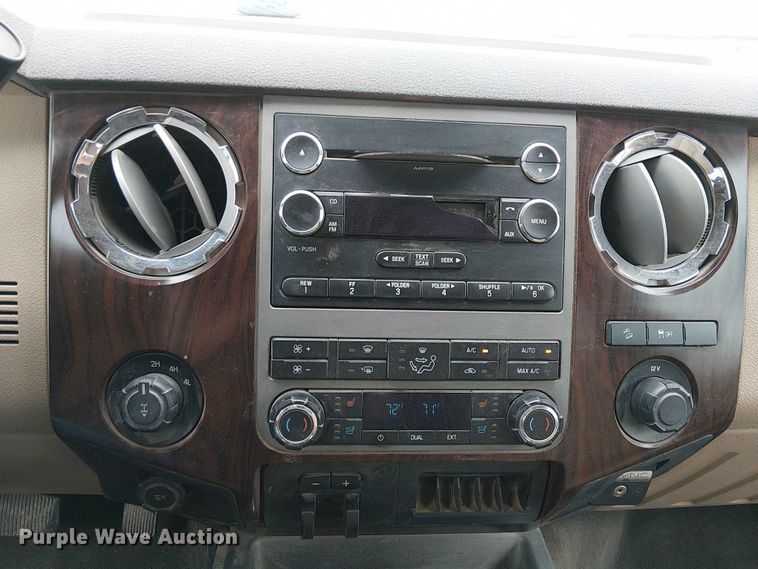 image for item EC1235 2012 Ford F250 Super Duty Crew Cab pickup truck