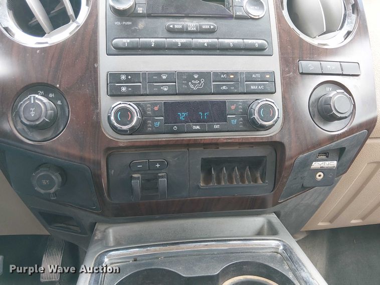 image for item EC1235 2012 Ford F250 Super Duty Crew Cab pickup truck