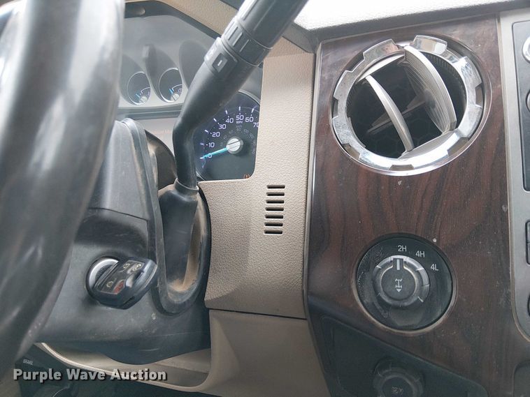 image for item EC1235 2012 Ford F250 Super Duty Crew Cab pickup truck