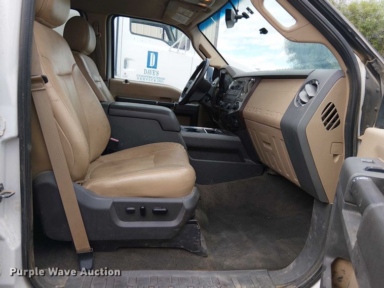 image for item EC1235 2012 Ford F250 Super Duty Crew Cab pickup truck