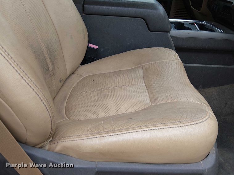 image for item EC1235 2012 Ford F250 Super Duty Crew Cab pickup truck