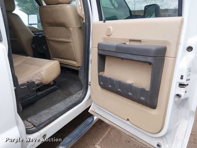 image for item EC1235 2012 Ford F250 Super Duty Crew Cab pickup truck