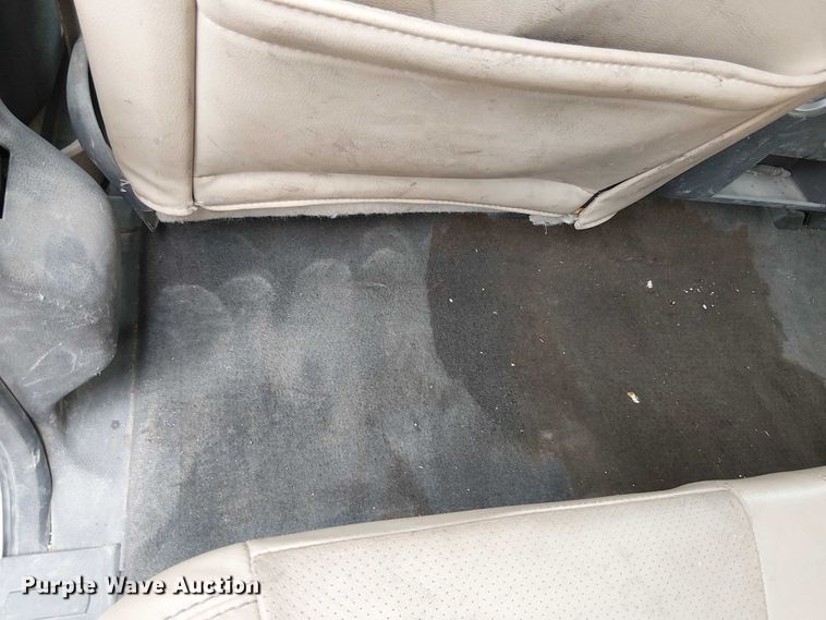 image for item EC1235 2012 Ford F250 Super Duty Crew Cab pickup truck