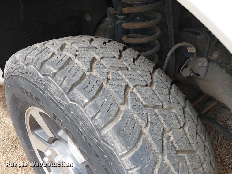 image for item EC1235 2012 Ford F250 Super Duty Crew Cab pickup truck