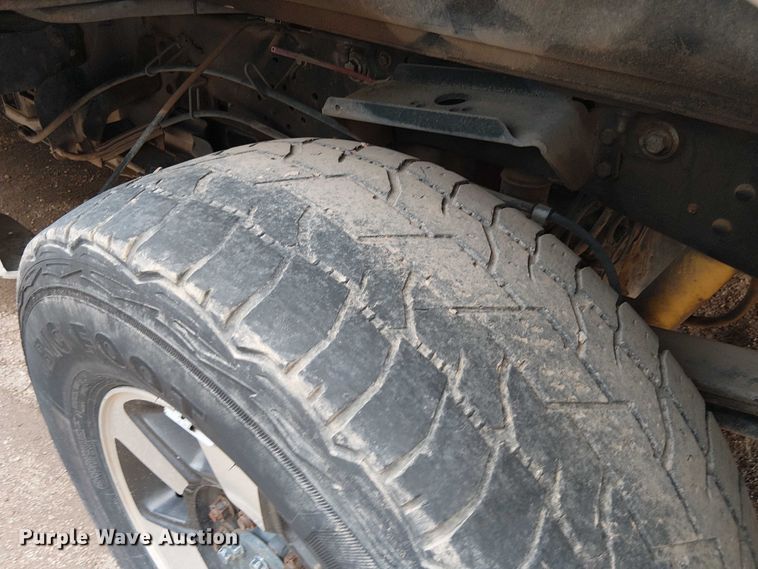 image for item EC1235 2012 Ford F250 Super Duty Crew Cab pickup truck