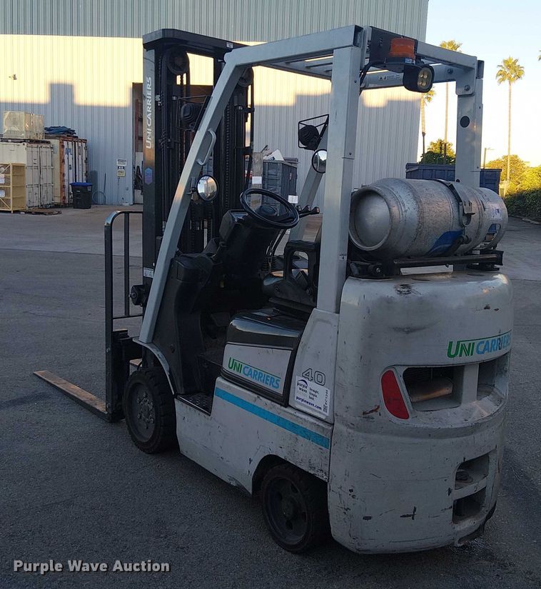 image for item EC1245 2017 UniCarriers CFS40 forklift