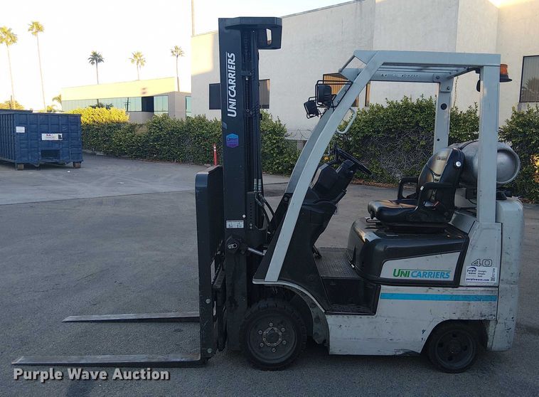 image for item EC1245 2017 UniCarriers CFS40 forklift