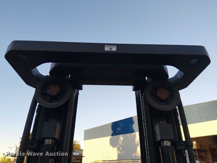 image for item EC1245 2017 UniCarriers CFS40 forklift