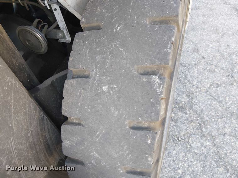 image for item EC1246 2017 UniCarriers PF50 forklift