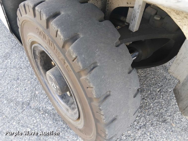 image for item EC1246 2017 UniCarriers PF50 forklift