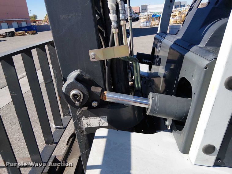 image for item EC1253 2016 UniCarriers PF80YLP forklift