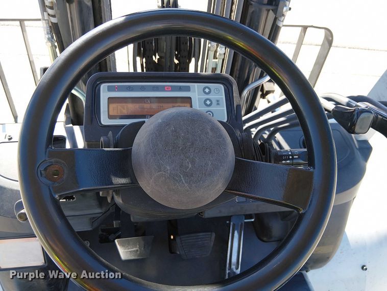 image for item EC1253 2016 UniCarriers PF80YLP forklift