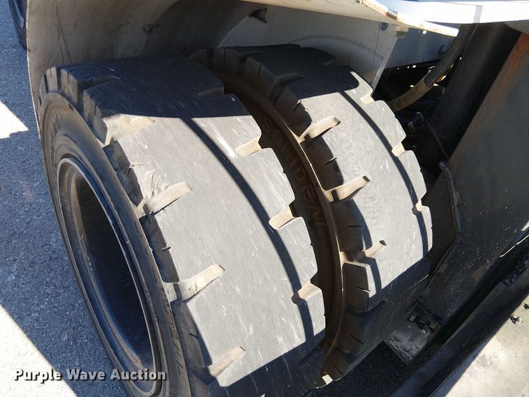 image for item EC1253 2016 UniCarriers PF80YLP forklift