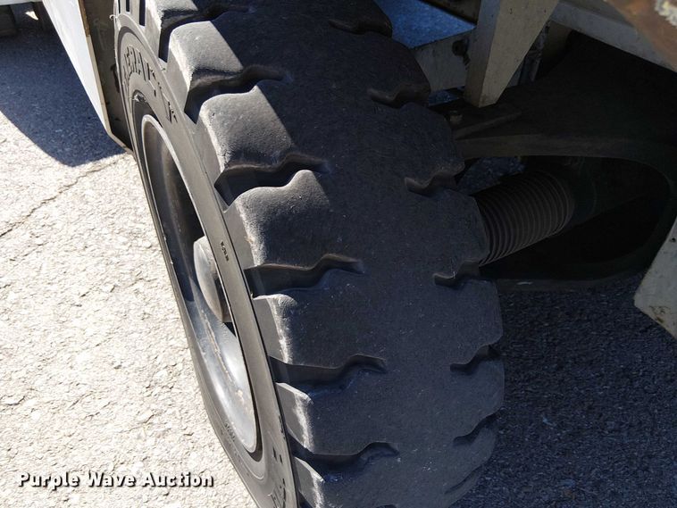 image for item EC1253 2016 UniCarriers PF80YLP forklift