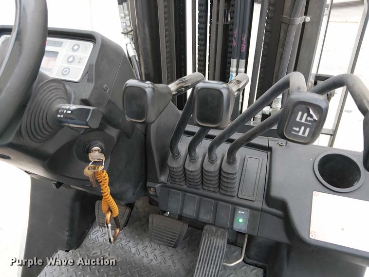 image for item EC1256 2017 UniCarriers PF50 forklift