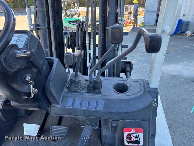 image for item EC3880 2014 Nissan PF80YLP forklift