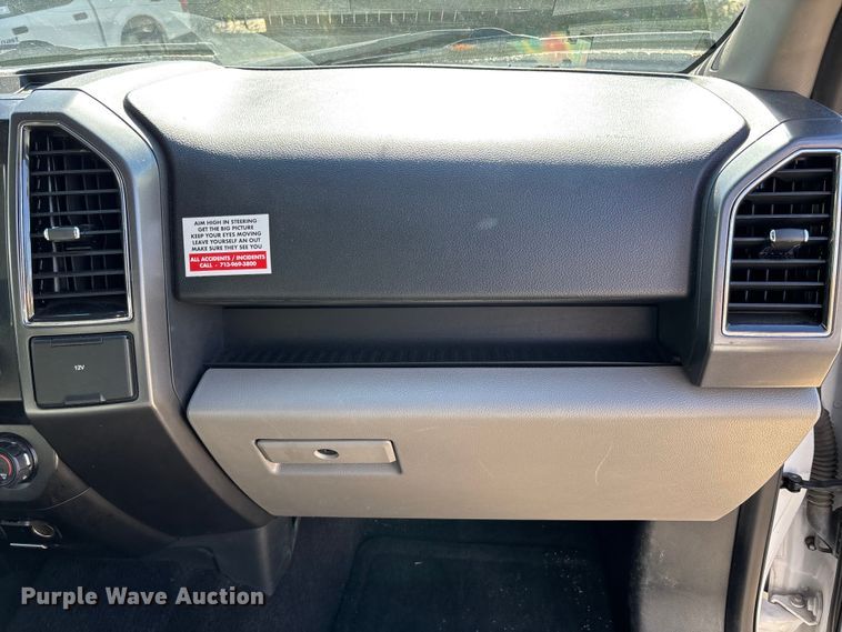 image for item EC3883 2017 Ford F150 SuperCrew pickup truck