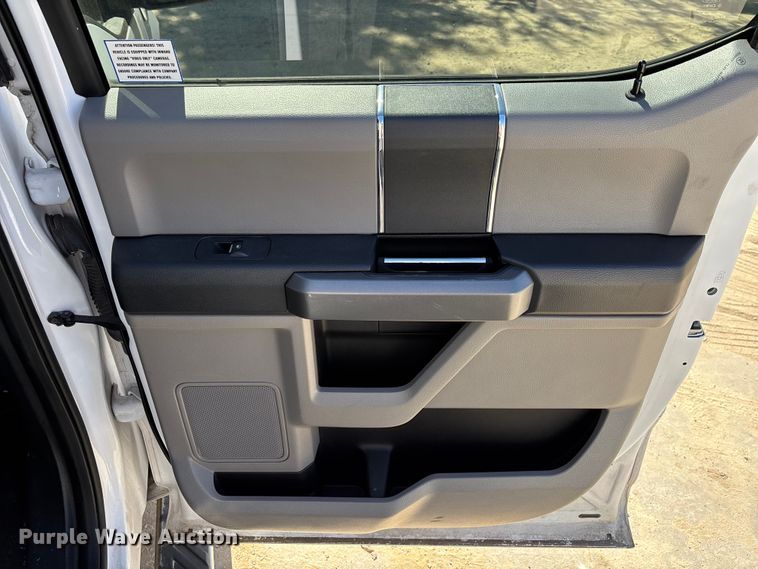 image for item EC3883 2017 Ford F150 SuperCrew pickup truck