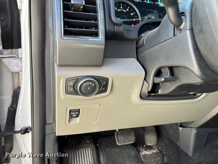 image for item EC3885 2018 Ford F150 SuperCrew pickup truck