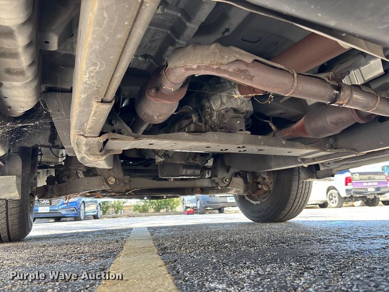 image for item EC3889 2012 Nissan NV2500HD van