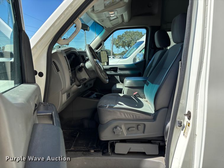 image for item EC3889 2012 Nissan NV2500HD van