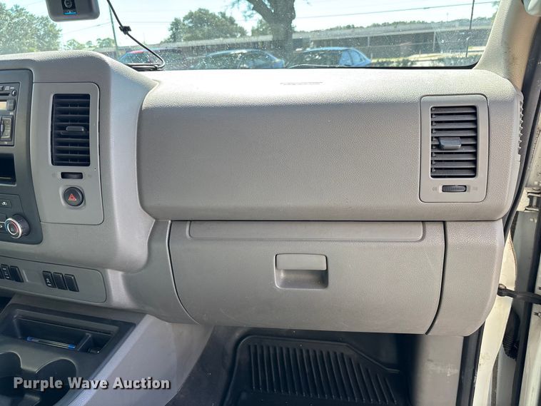 image for item EC3889 2012 Nissan NV2500HD van