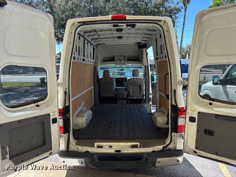 image for item EC3889 2012 Nissan NV2500HD van