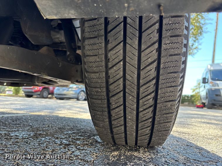 image for item EC3889 2012 Nissan NV2500HD van