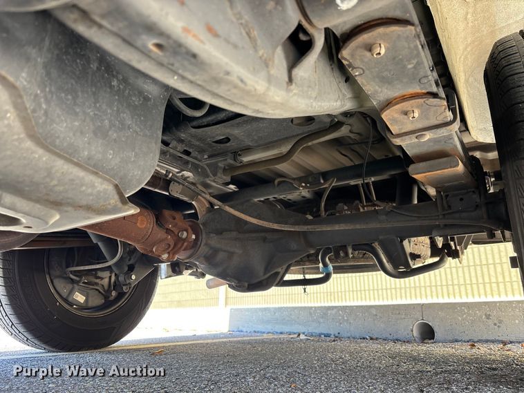 image for item EC3890 2019 Nissan NV2500HD van