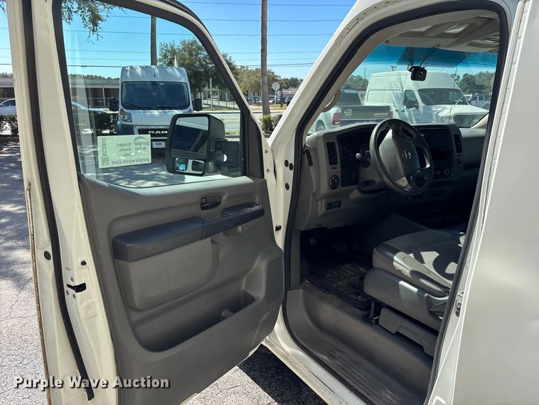 image for item EC3890 2019 Nissan NV2500HD van