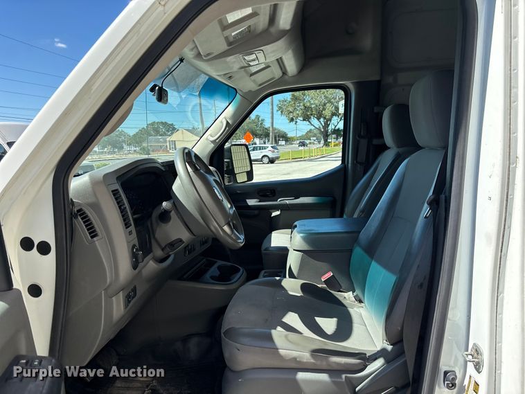 image for item EC3890 2019 Nissan NV2500HD van