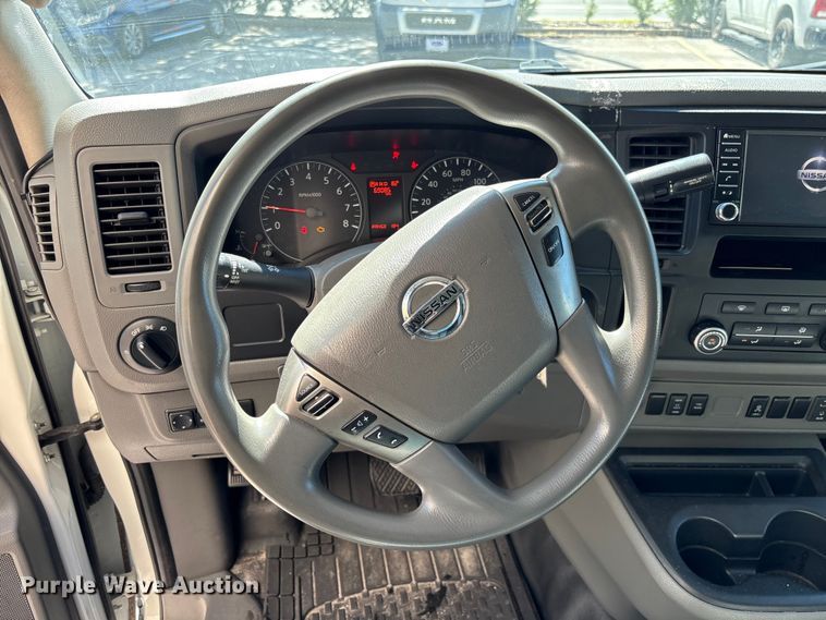 image for item EC3890 2019 Nissan NV2500HD van