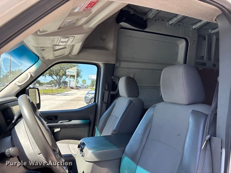 image for item EC3890 2019 Nissan NV2500HD van