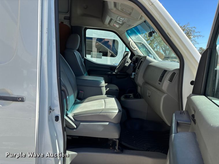 image for item EC3890 2019 Nissan NV2500HD van