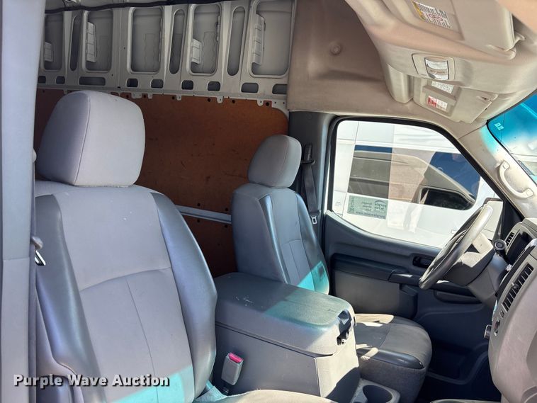 image for item EC3890 2019 Nissan NV2500HD van