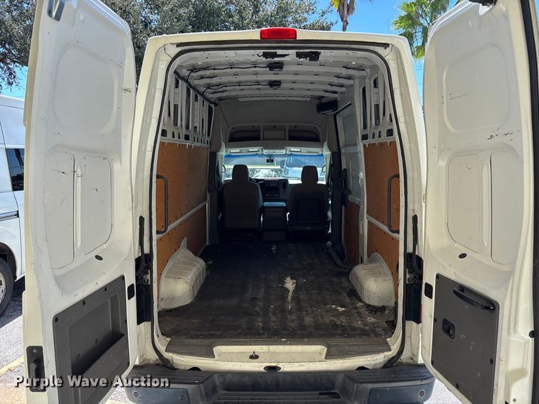 image for item EC3890 2019 Nissan NV2500HD van