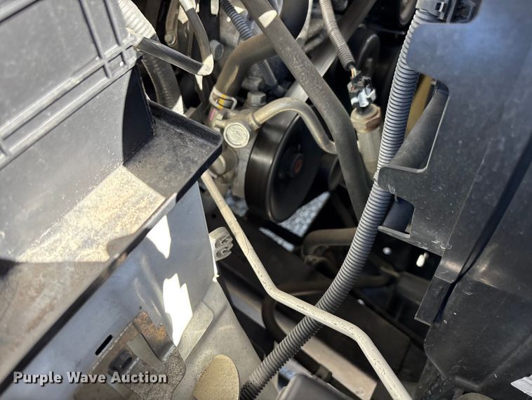 image for item EC3890 2019 Nissan NV2500HD van