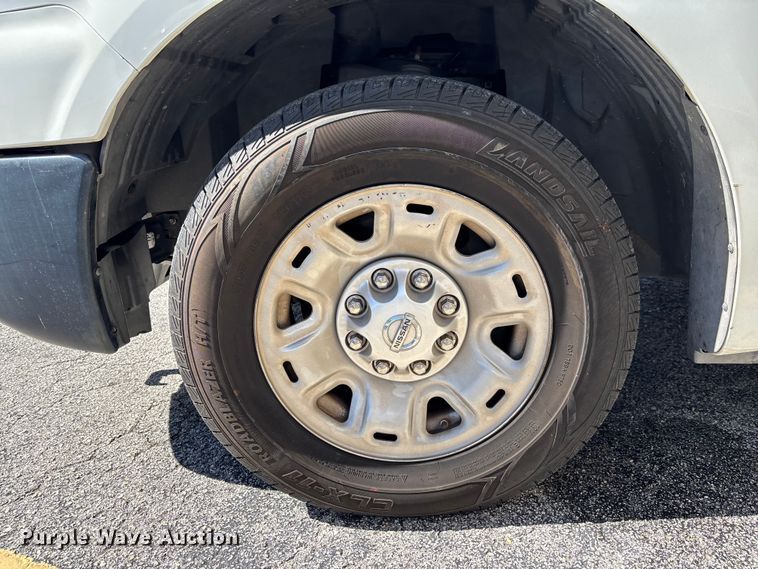 image for item EC3890 2019 Nissan NV2500HD van