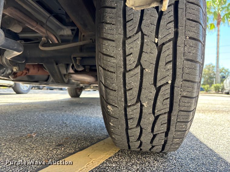 image for item EC3890 2019 Nissan NV2500HD van