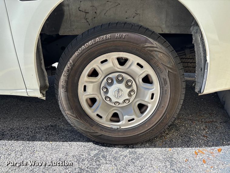 image for item EC3890 2019 Nissan NV2500HD van