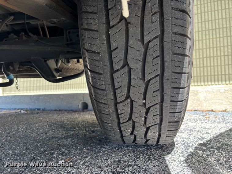 image for item EC3890 2019 Nissan NV2500HD van