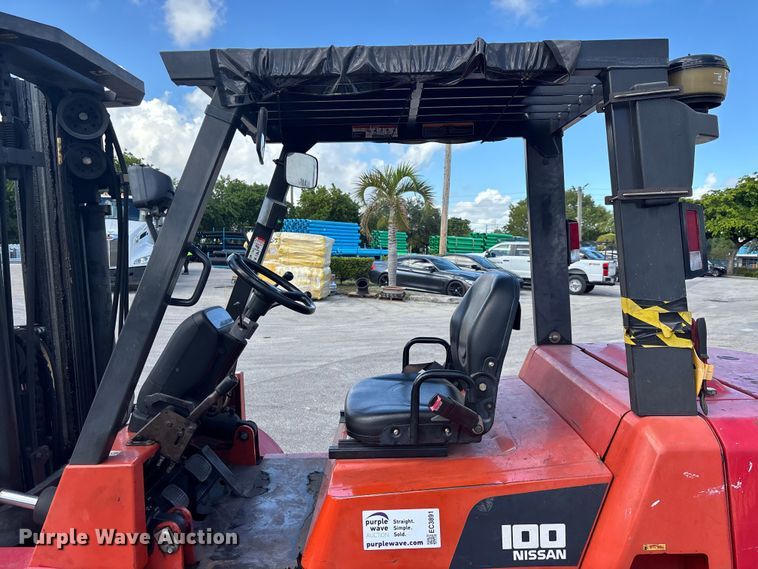 image for item EC3891 2008 Nissan JDP100Y forklift