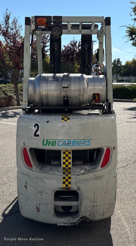 image for item EC8073 2017 UniCarriers CFS40 forklift