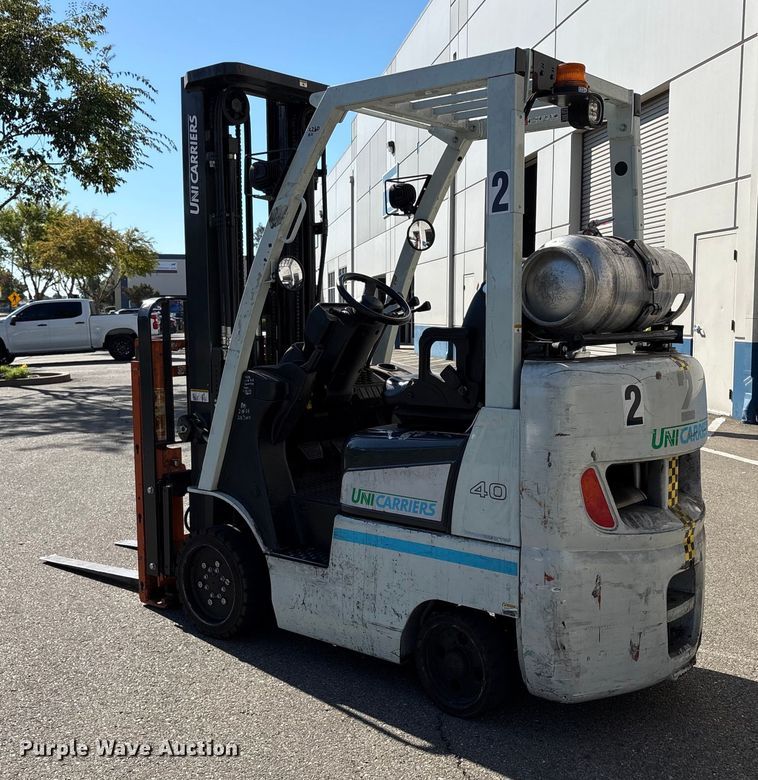 image for item EC8073 2017 UniCarriers CFS40 forklift
