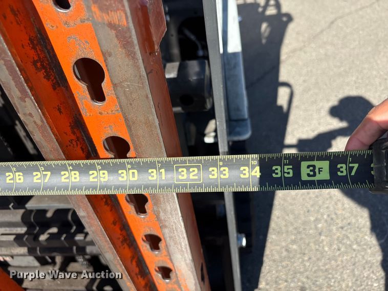 image for item EC8073 2017 UniCarriers CFS40 forklift