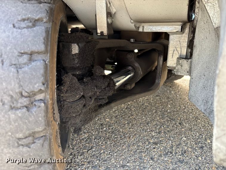 image for item EC8073 2017 UniCarriers CFS40 forklift