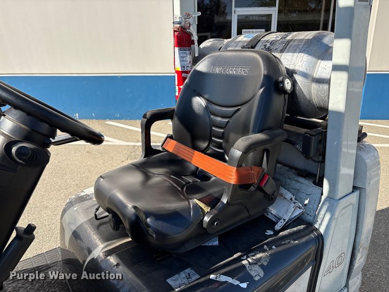 image for item EC8073 2017 UniCarriers CFS40 forklift