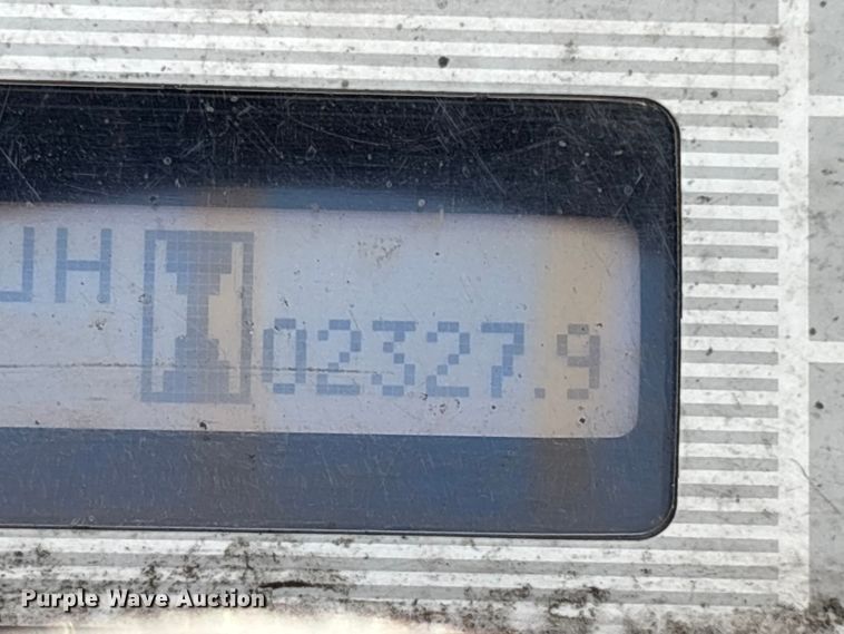 image for item EC8073 2017 UniCarriers CFS40 forklift