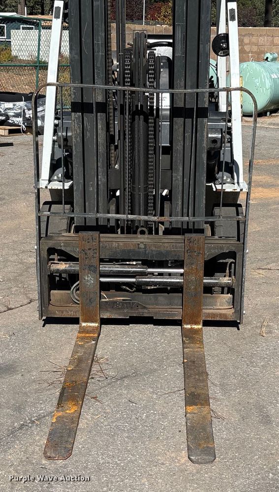 image for item EC8074 2017 UniCarriers PF50 forklift