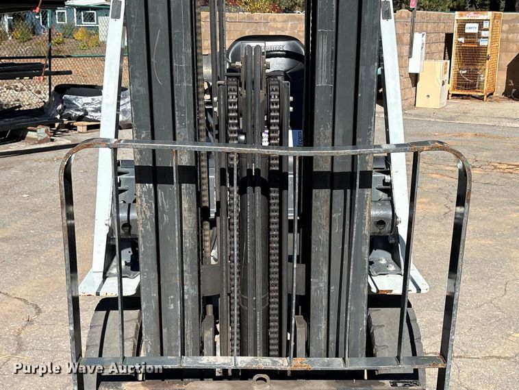 image for item EC8074 2017 UniCarriers PF50 forklift